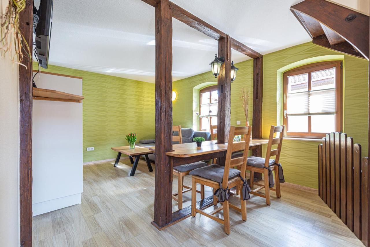 Apartmenthaus Schlag 나움부르크 외부 사진