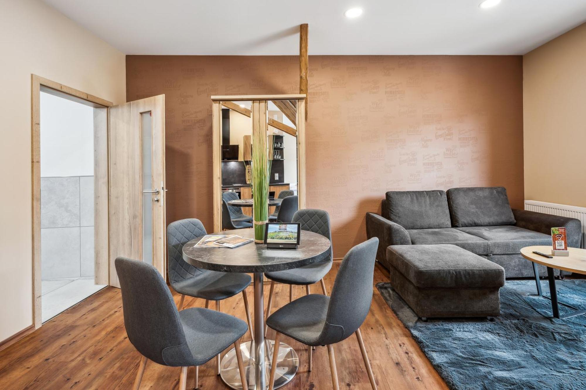 Apartmenthaus Schlag 나움부르크 외부 사진