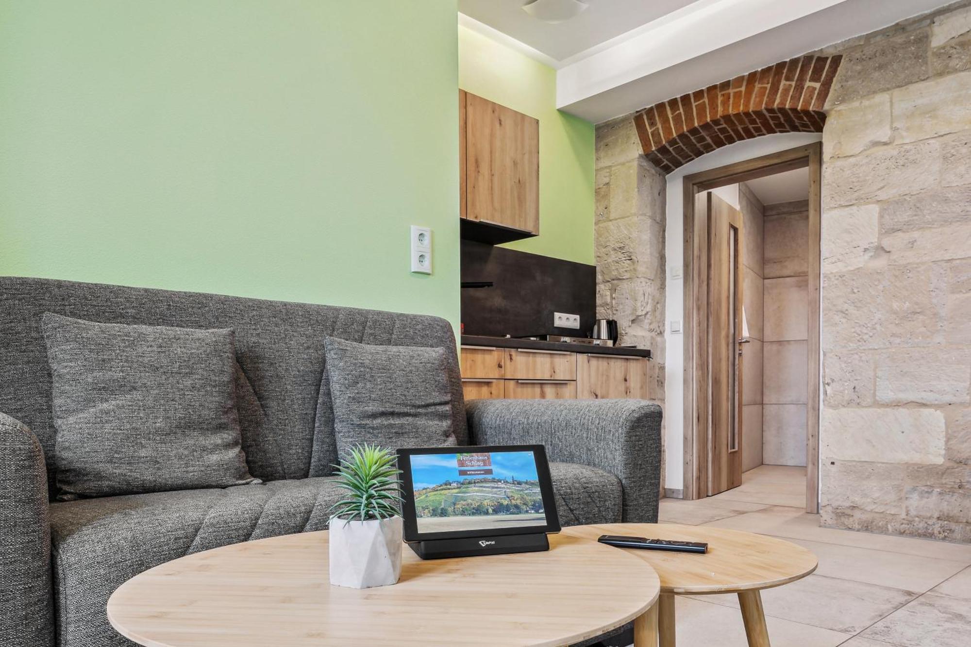 Apartmenthaus Schlag 나움부르크 외부 사진
